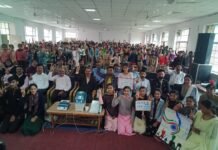 करो मतदान पर झूमें राजकीय महाविद्यालय राजगढ़ के छात्र