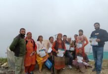 युवा कांग्रेस द्वारा लोगों को किया गया जागरूक