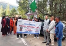 उपायुक्त ने मतदाता जागरुकता रैली को हरी झंडी दिखा कर किया रवाना