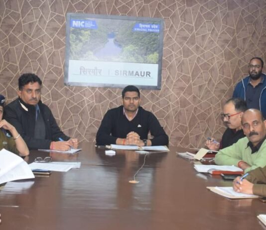 सिरमौर : मुख्य सचिव की अध्यक्षता में शरद ऋतु की तैयारियों पर हुई चर्चा