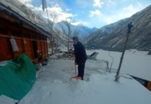 किन्नौर : किन्नौर जिला के ऊंचाई वाले क्षेत्रों में हुई बर्फबारी