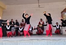 सिरमौर : गणतंत्र दिवस सांस्कृतिक कार्यक्रमों की रिहर्सल के दौरान खूब थिरके विद्यार्थी
