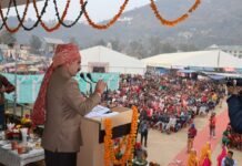 मंडी : मुख्यमंत्री ने की देव समाज को एक करोड़ रुपये प्रदान करने की घोषणा