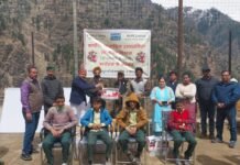 एनएचपीसी ने बरशैणी पंचायत के विद्यालय को वितरित किया फ़र्निचर एवं स्टडी मटिरियल