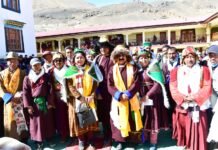 शिमला : अपने पहले प्रवास के दौरान घाटी के रंग में रंगे नजर आए सीएम