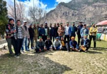 किन्नौर : टुकपा वैली के युवक मंडल द्वारा किया गया बैठक का आयोजन