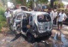 मंडी : बीबीएमबी कॉलोनी में सड़क पर चल रही कार में लगी आग, दंपति ने कूदकर बचाई जान