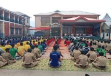 राजगढ : अंतरराष्ट्रीय योग दिवस पर स्कूल के बच्चों सहित स्थानीय लोगों ने किया योगाभ्यास