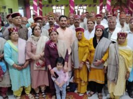 सुंदरनगर भाजपा ने सम्मानित किए अस्सी के दशक के वरिष्ठ कार्यकर्ता