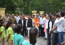 भरमौर : बागवानी मंत्री ने होली में किया एकलव्य आदर्श आवासीय विद्यालय का निरीक्षण