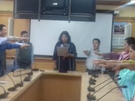 उपायुक्त किन्नौर ने सद्भावना दिवस पर अधिकारियों व कर्मचारियों को दिलाई सद्भावना शपथ