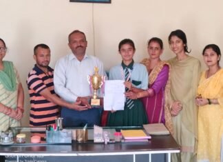 रिद्धि ठाकुर का अंडर-19 छात्रा वर्ग में राज्य स्तरीय बैडमिंटन खेल के लिए हुआ चयन