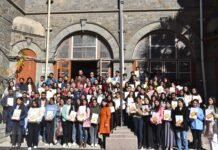 संजौली कॉलेज में नवाजे होनहार, शिमला जिला के 149 स्नातकों को मिले डिजिटल टेबलेट