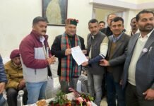 स्कूल प्रवक्ता संघ उपाध्यक्ष विधानसभा विनय कुमार से मिला