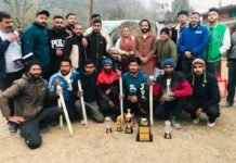 विनय भगनाल ने ठोड़ निवाड़ में क्रिकेट प्रतियोगिता का किया समापन