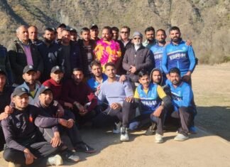 विनय भगनाल ने क्रिकेट प्रतियोगिता में बतौर मुख्य अतिथि की शिरकत