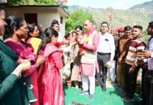 सेराज में जयराम ठाकुर ने कंगना के लिए मांगा वोट