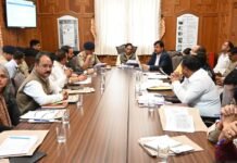 मुख्य सचिव ने जिला शिमला की चुनाव संबंधी तैयारियों का लिया जायजा