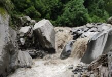 ब्रह्मा गंगा की पहाड़ी पर फटा बादल,प्रोजेक्ट को भारी नुकसान