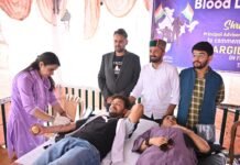 शिमला : गोकुल बुटेल ने रक्तदान शिविर का किया शुभारम्भ, स्वयं भी किया रक्तदान।