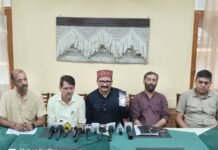 कुल्लू : शराब माफिया के हाथो लूट रही प्रदेश की जनता