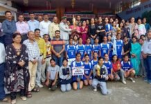 राजगढ़ स्कूल को आल राउंड बेस्ट स्कूल चुना गया |