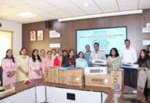 समेज स्कूल को सौंपा गया 04 कम्प्यूटर 04 यूपीएस उपकरण सेट