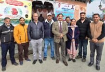 उपायुक्त ने किया रक्तदान शिविर का शुभारम्भ