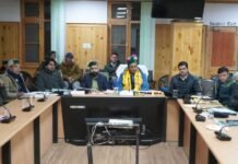 राजस्व मंत्री ने साडा क्षेत्र के संदर्भ में ली बैठक