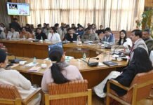 माता-पिता बच्चों को समय देकर उनकी समस्याओं का करें समाधान – उपायुक्त