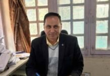 सिरमौर जिले के गिरिपार क्षेत्र के जोगेंद्र तोमर नायब तहसीलदार पदोन्नत हुए