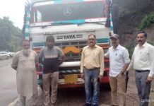 ओवरलोडिंग डंपरों व नकली नम्बर प्लेट को लेकर RTO सिरमौर की मोगीनन्द में कड़ी कार्यवाही, अलग अलग मामलो में वसूला 2 लाख 53 हजार का जुरमाना