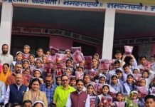 रोटरी क्लब नाहन ने सरकारी हाई स्कूल में वितरित किए 138 ऊनी स्वेटर