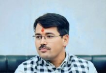 बंजार विधानसभा क्षेत्र की अनदेखी के विरोध में कल बंजार मुख्यालय में धरना-प्रदर्शन