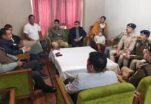 रोहड़ू पहुंचा अनुसूचित जाति आयोग -पीड़ित परिवार को न्याय दिलवाना आयोग का लक्ष्य – कुलदीप कुमार धीमान