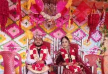 दो भाइयों ने रचा इतिहास, संविधान को साक्षी मानकर किया विवाह