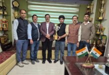 सर्वजीत ने एच.पी.यू. युवा उत्सव में तबला वादन में तृतीय स्थान प्राप्त किया