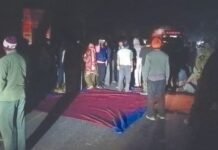 तेज रफ़्तार ट्रक ने मारी बाइक को टक्कर, 30 वर्षीय युवक की मौत, ग्रामीणों में फैला आक्रोश, आरोपी ट्रक चालक गिरफ्तार