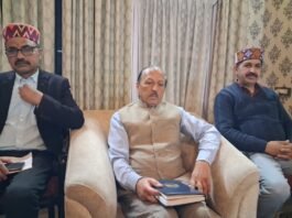 कुल्लू दौरे पर राज्य खाद्य आयोग के चेयरमैन डॉ. एसपी कत्याल की सख्त कार्रवाई