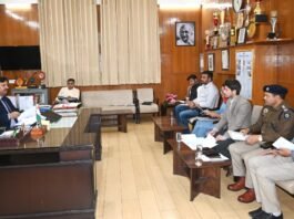 जिला में इस वर्ष हुई 42 सड़क दुर्घटनाओं में 19 मौतें, 11 स्वयं चला रहे थे वाहन