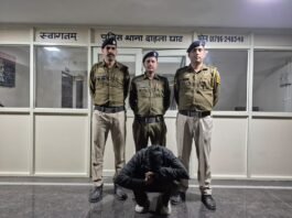 दाड़लाघाट में बड़ी कार्रवाई, ट्रक से 1.980 किलो चरस व कार से 935 ग्राम अफीम बरामद