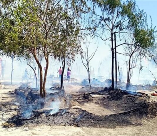 ऊना के बसाल में भीषण अग्निकांड: 100 से अधिक झुग्गियां जलकर राख, प्रवासी मजदूरों का सब कुछ स्वाहा