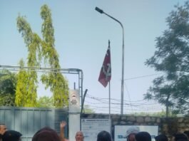 धौलाकुआं में मजदूर दिवस पर जुटे श्रमिक, लेबर कोड के खिलाफ भरी हुंकार