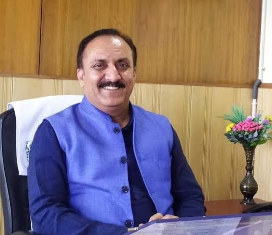 उद्योग मंत्री पहले 700 बैकडोर भर्तियों पर श्वेत पत्र जारी करें, फिर पारदर्शिता की बात करें : बलदेव तोमर